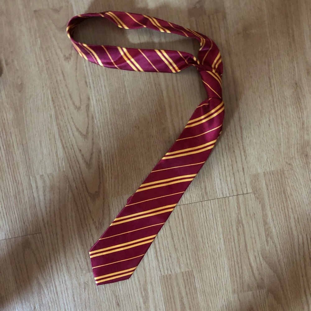 Tie - Picture 2 of 3